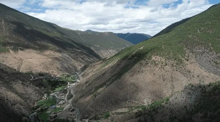 1658888994526579.jpg 1.jpg